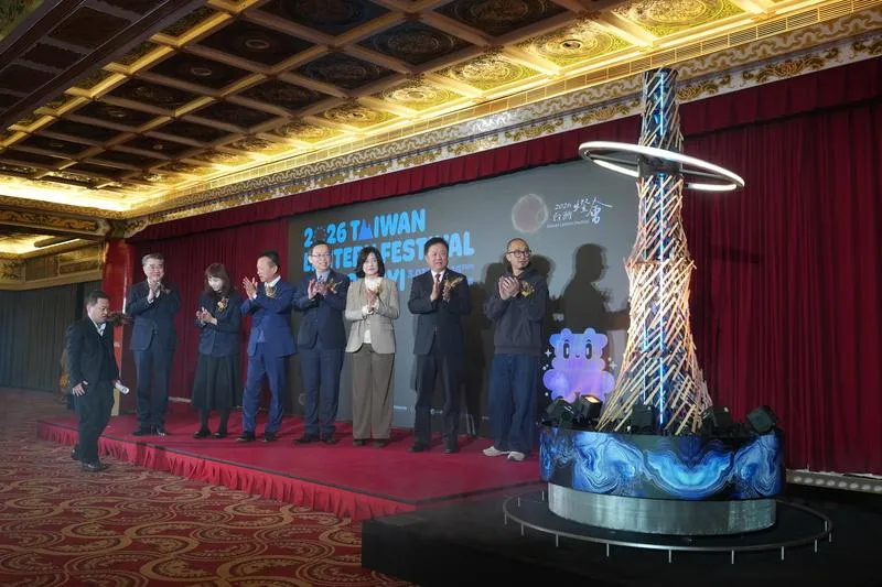 交通部觀光署9日在台北圓山大飯店舉行2026台灣燈會主燈暨小提燈造型發表記者會。（圖／中央社）