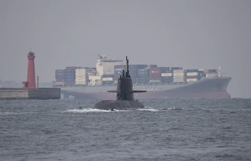 海鯤號潛艦10日再度出海。(圖/中央社)