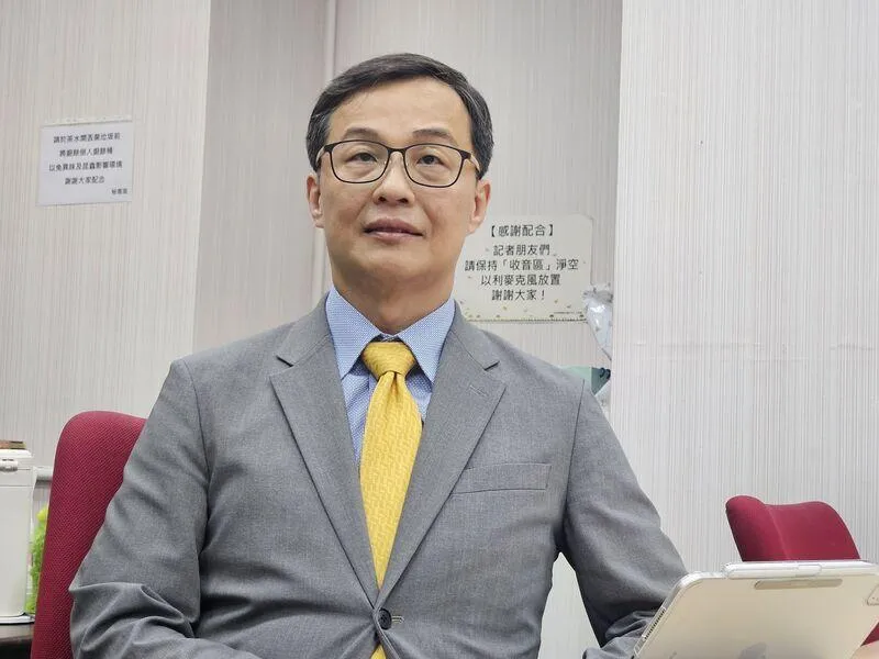 食藥署長姜至剛拖到5日才公布受致癌油影響的257家下游廠商。(圖/中央社)