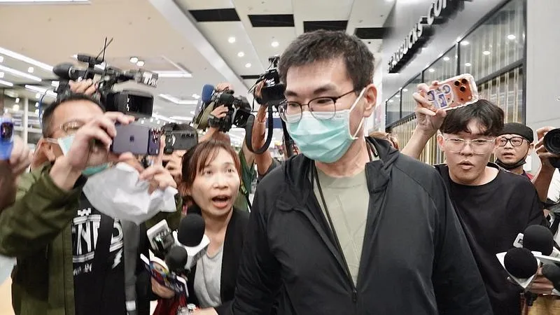 趙建銘曝光與陳幸妤離婚協議,其中包括賠償1億元的保密條款(圖/中央社提供)
