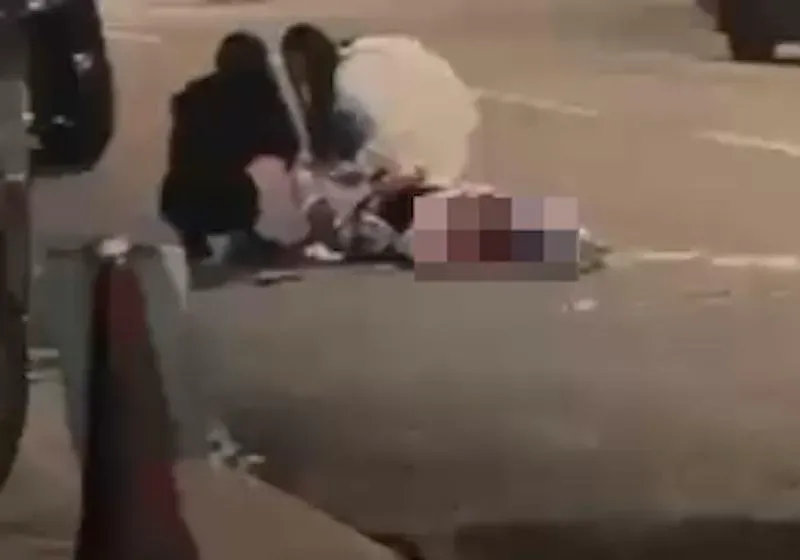 24歲姓陳男身中多刀，送院後不治。（圖／香港01）