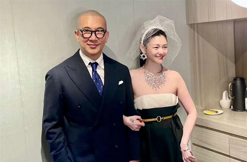大S和具俊曄2022年3月宣布結婚，不到三年就天人永隔。（圖／翻攝自經紀人）