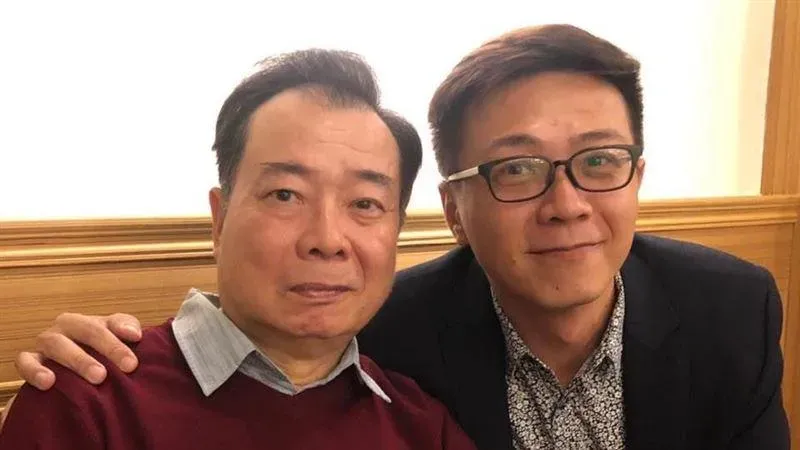 廖峻（左）驚傳3度中風，已緊急送往加護病房治療。（圖／翻攝自廖錦德 臉書）