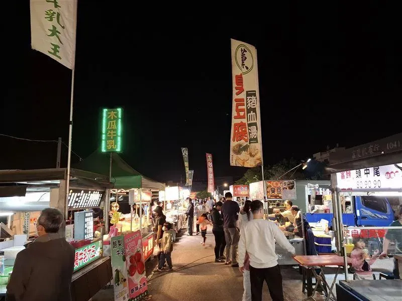 彰化花壇夜市5月25日是最後營業日。(圖/翻攝自花壇人俱樂部2 臉書)