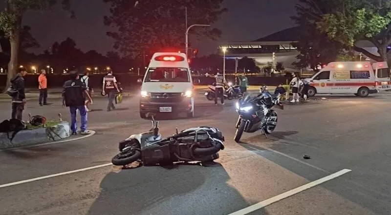 高雄鳳山發生一起嚴重死亡車禍。(圖/翻攝照片)