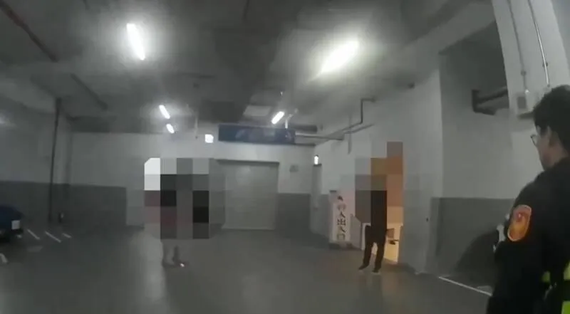 徐鉯翔犯案後主動打電話報警。（圖／翻攝畫面）