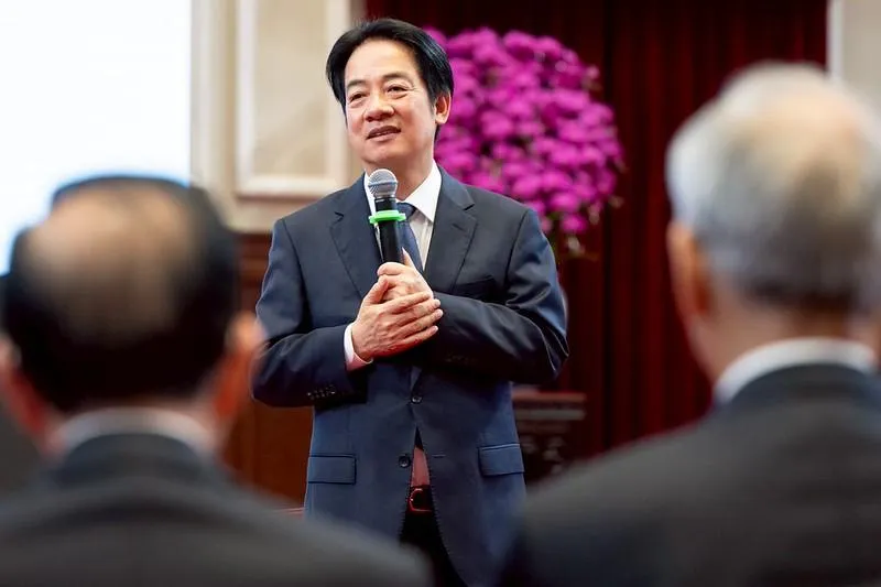 賴清德感謝這些前輩們的努力和付出。（圖／總統府提供）