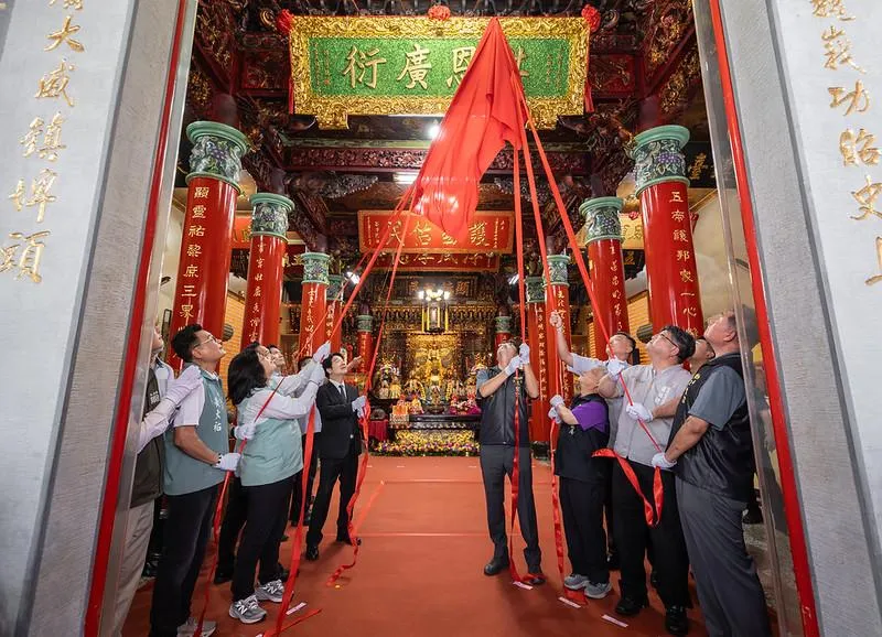 賴清德總統今（24日）前往「嘉義埤仔頭王靈宮」參香祈福。（總統府提供）