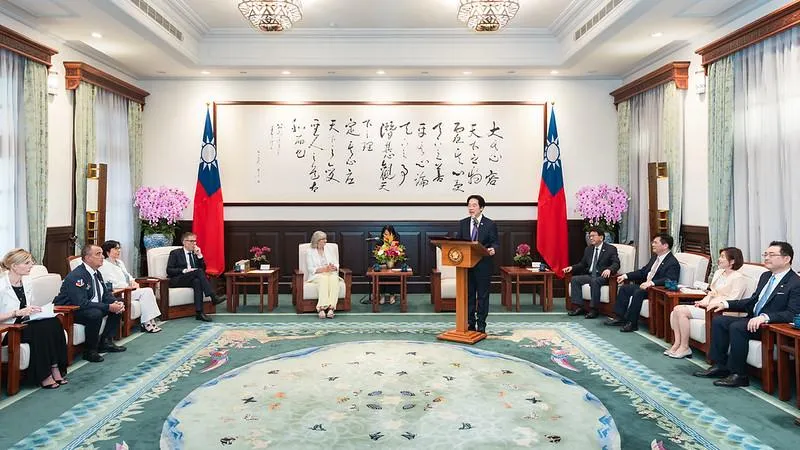 賴清德總統28日接見「法國國民議會友台小組主席帕媞斯黛訪團」。（總統府提供）