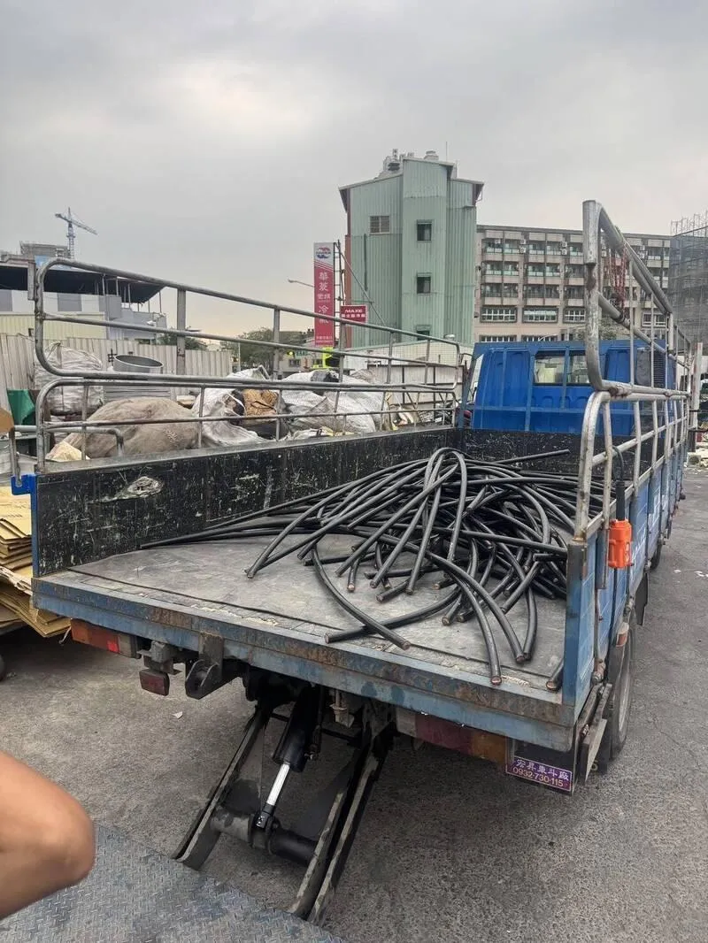 警方查獲被偷的電纜線畫面。（圖／嘉義地檢署提供）