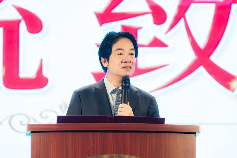 嘉義市「信賴之友會」會長江熙哲遭控持槍介選，提告民事求償遭駁回（圖／總統府提供）