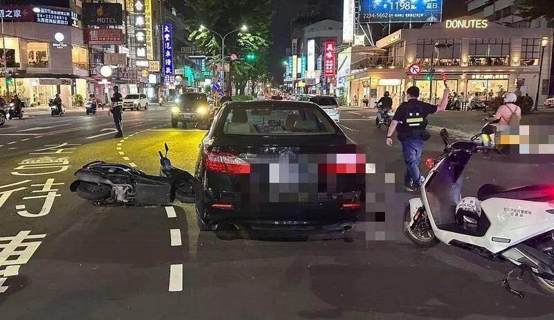 車禍現場。（圖／中天新聞）