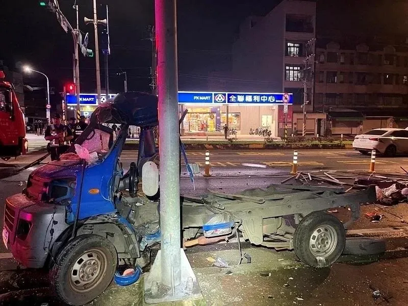 車禍現場。(圖/龜山分局提供)