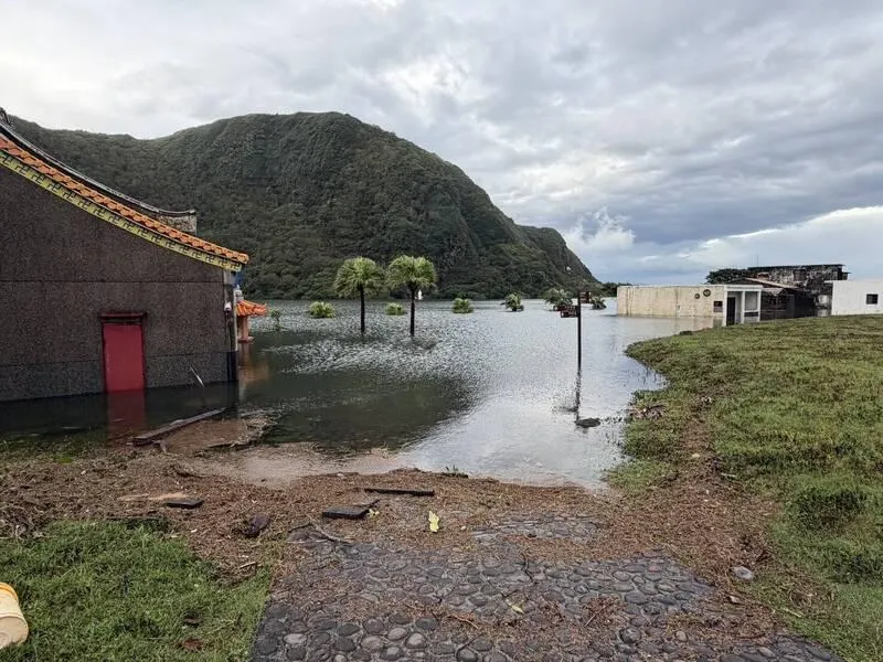 觀光署宣布，25日起持續封龜山島搶修。（圖／東北角風管處提供）
