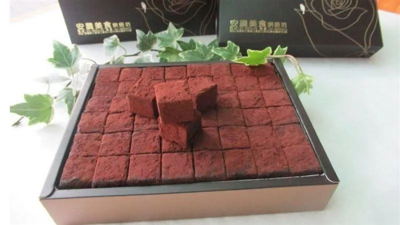 宜蘭監獄受刑人手作的「生可可巧克力」日前緊急公告暫時停止預購與販售。（圖／翻攝自矯正機關自營商城網站）