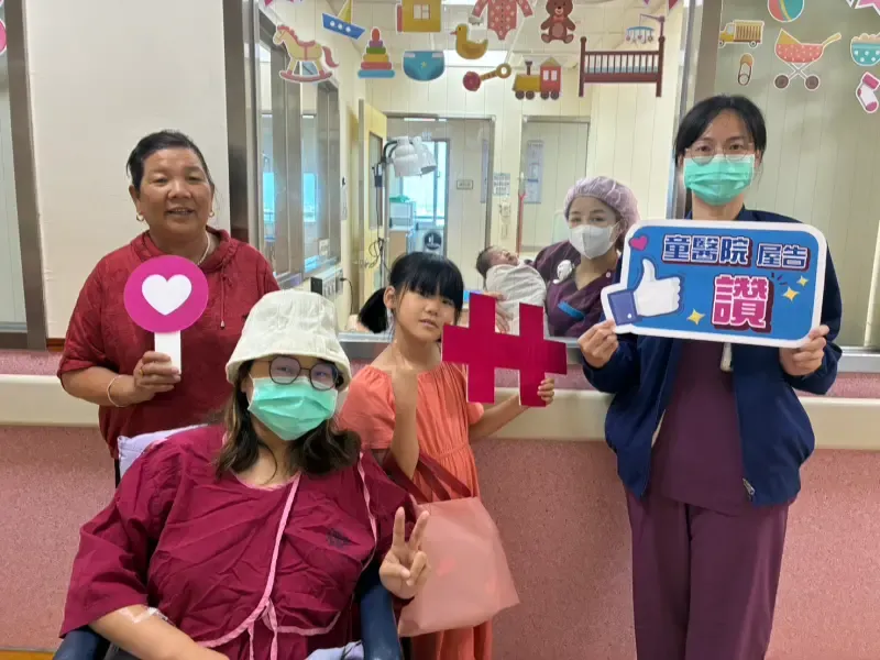 相隔8年，37歲樊姓媽媽自然產二胎都是國慶寶寶。（圖／童綜合醫院）