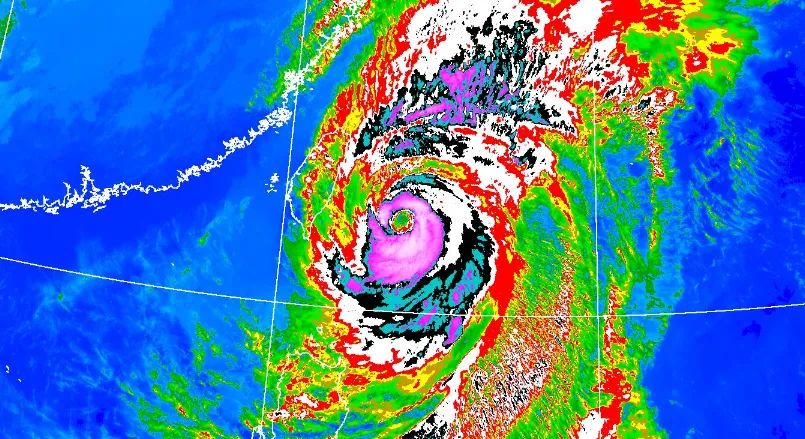 受薔琵颱風影響，北北基桃四縣市今日晚間共同宣布23日停班、停課，雙北各大醫院開診情況也隨之調整。（圖／中央氣象署）