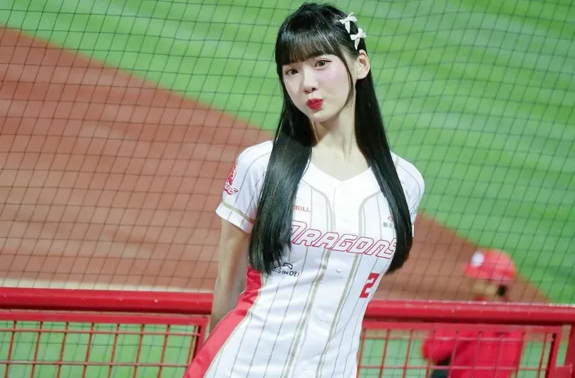 粉絲稱昆娜為寶藏女孩。（圖／翻攝昆娜IG）