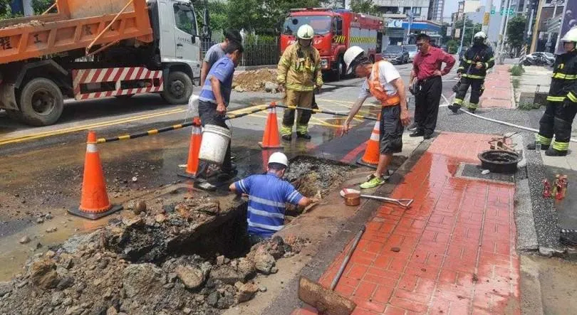 下水道工程。(翻攝畫面/中天新聞)