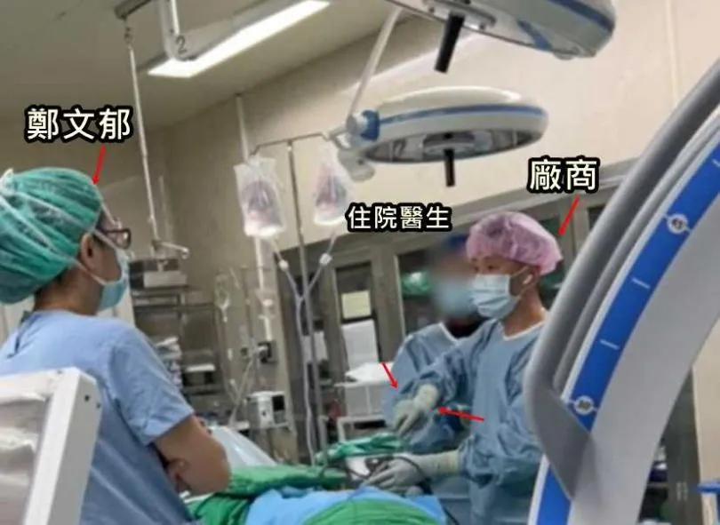 台中榮總神經外科科主任鄭文郁被爆出放任同一無照廠商上手術台執刀。(圖/CTWANT)