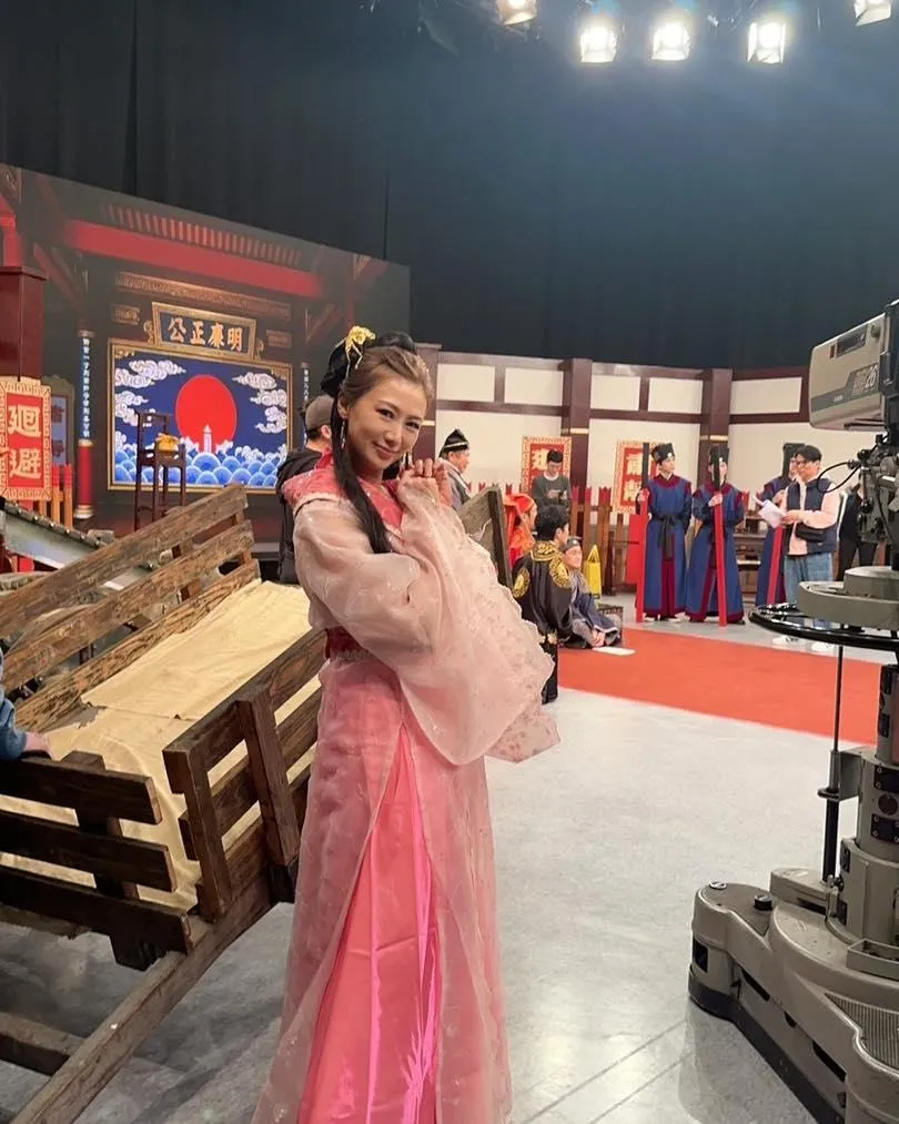 47歲八點檔女星連靜雯過往演出多部知名台灣本土劇，有「戲劇女王」之稱。（圖／翻攝FB 連靜雯joanne lien）