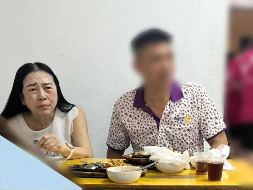許純美日前現身台北士林一家平價牛排館，與一名年輕男子共進午餐。（圖／CTWANT）