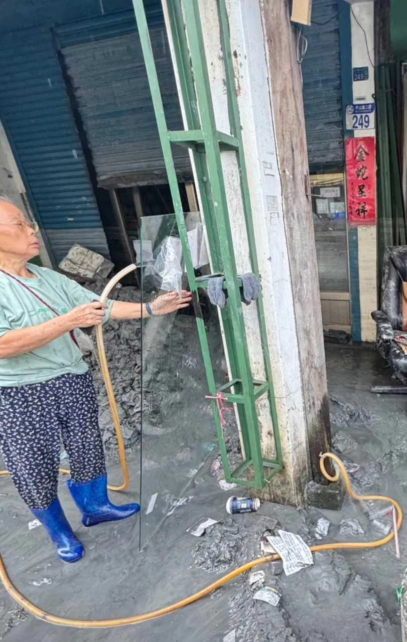 台灣自來水公司今天表示，截至10月3日，花蓮縣光復鄉除了「已不具居住條件」戶，其餘皆已穩壓供水；另外，大馬鑽井成功出水，讓台水供水支援再添動能。（圖／台水提供）