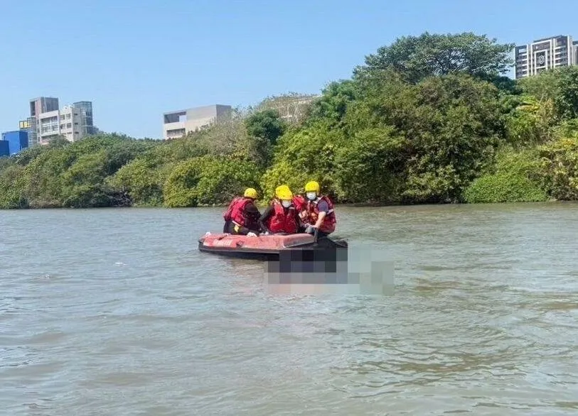 警消搜救畫面。（圖／民眾提供）