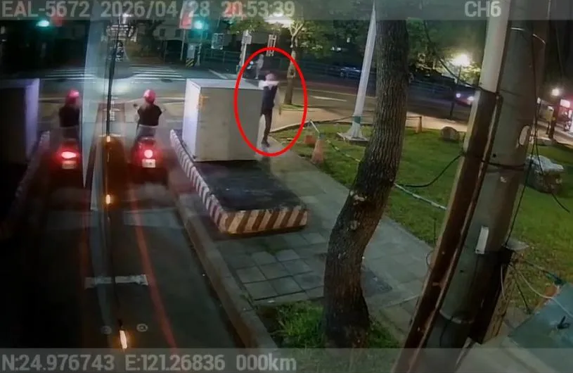 司機下車理論。(圖/翻攝畫面)