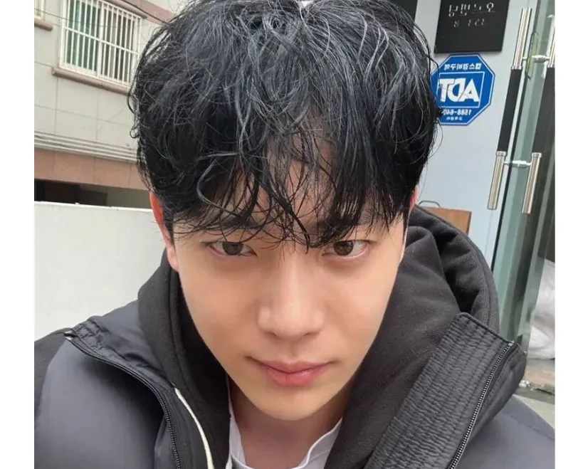 29歲模特兒金鍾碩（김종석）驚傳離世。（圖／翻攝自金鍾碩IG）