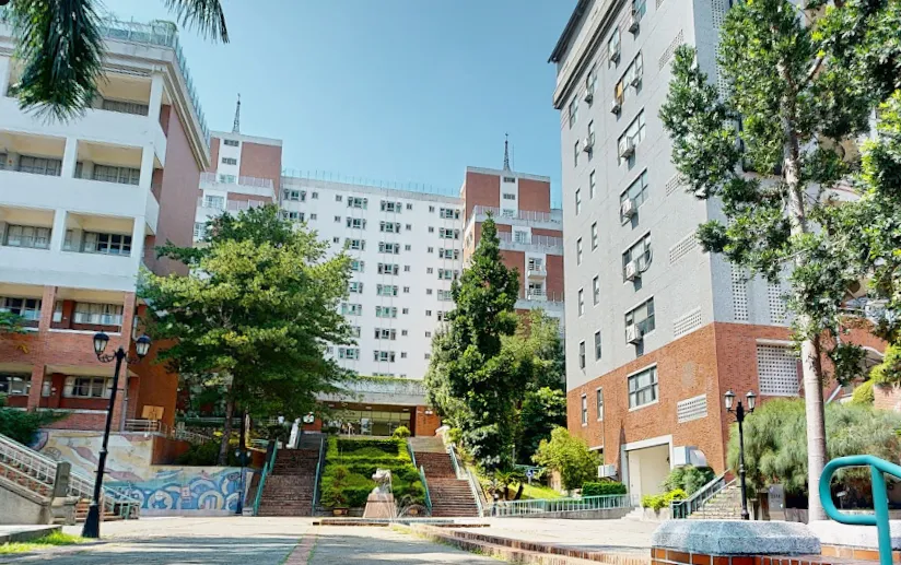 台中發生一名男大生疑因經濟問題繳不出學費而走上絕路。（圖／翻攝自Google maps）