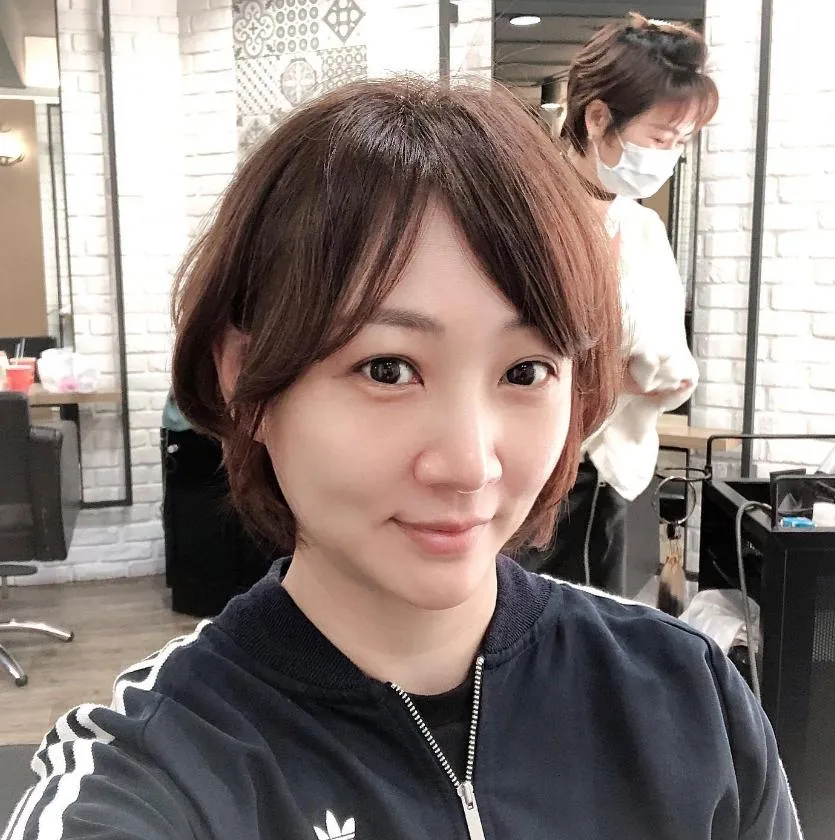 資深藝人郁方受訪時透露了和坣娜私下交集。（圖／翻攝FB 郁方）