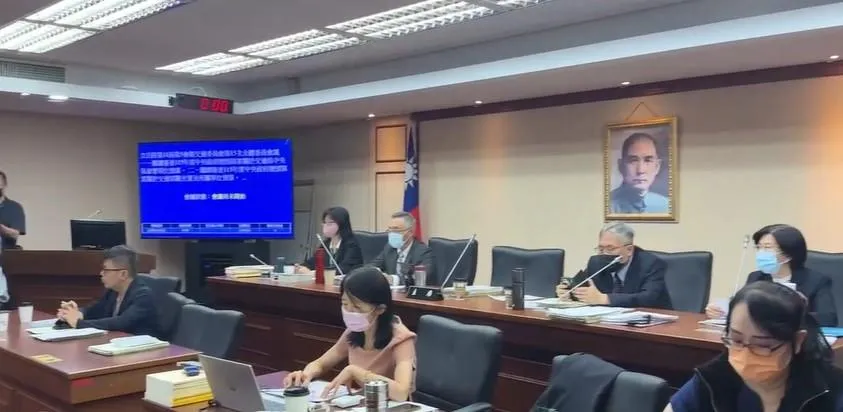 立法院交通委員會因高鐵嚴重誤點，無法準時開會。（中天新聞）