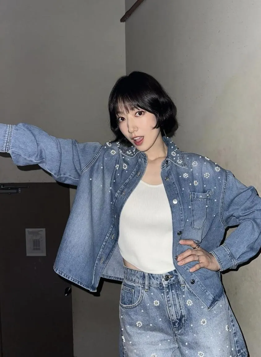 童星出身的朴信惠出道22年狀態好到像少女。（圖／翻攝IG ssinz7）