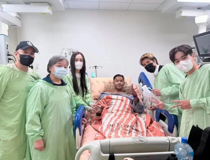 藝人陳建州因心肌梗塞緊急住院,所幸接受手術治療後,確認已經出院。(圖/翻攝黑人 陳建州臉書)