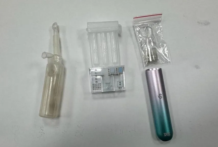 警方查扣安非他命吸食器及喪屍菸彈。（圖／翻攝畫面）