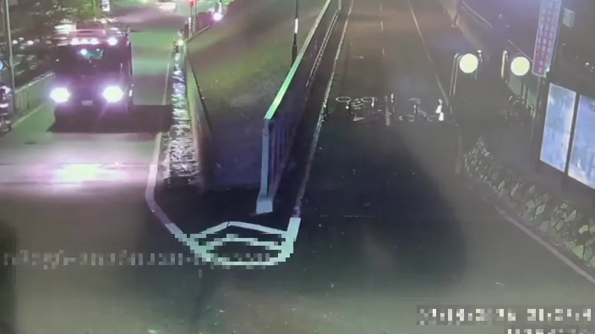 警消趕往現場。(圖/警方提供)