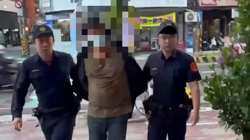 三重陳姓男子不滿自己不在千萬信託受益人名單中,憤而持刀砍死親姊,雖坦承後悔犯案,今日遭法院羈押。(圖/警方提供)