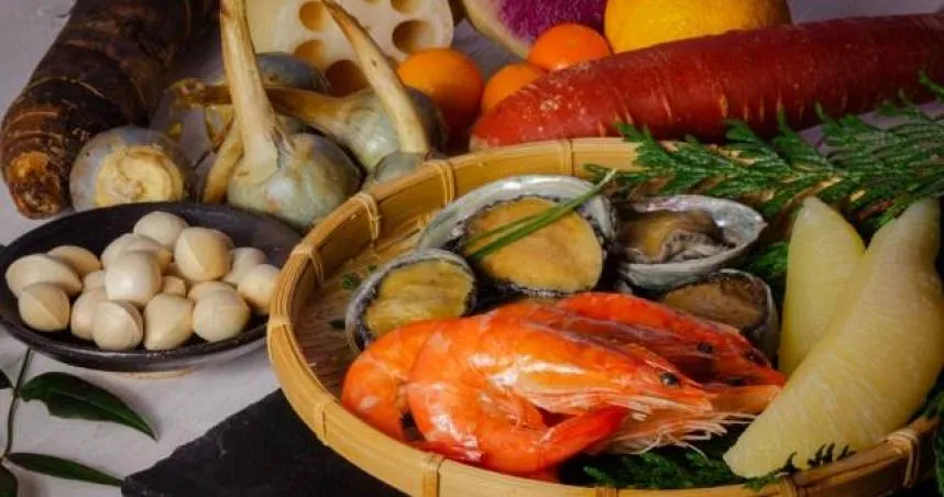 未熟的食物恐導致身體出現疾病。（示意圖／pixabay）