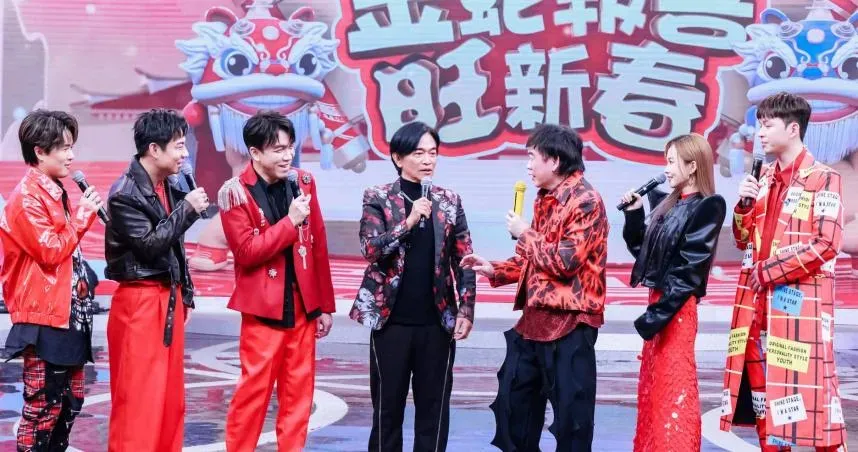 吳宗憲（中）回中視。（圖／中視提供）