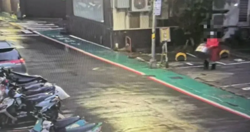 北市大安區一間知名私廚小年夜蒸籠被竊急跳腳，警1小時火速尋回逮人。（圖／翻攝畫面）