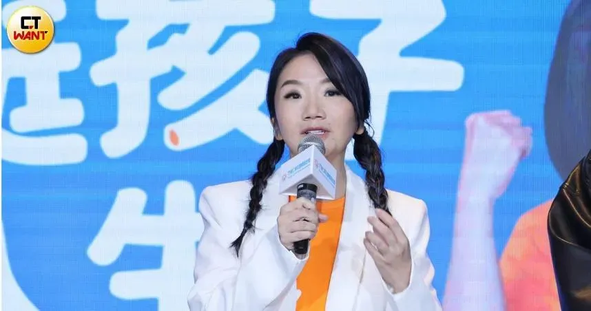 陶晶瑩被問藍心湄在節目上提到曾國城喝醉要親吻她的舊事，表示確實讓她不舒服，「我不太想再講細節了」。（圖／CTWant）