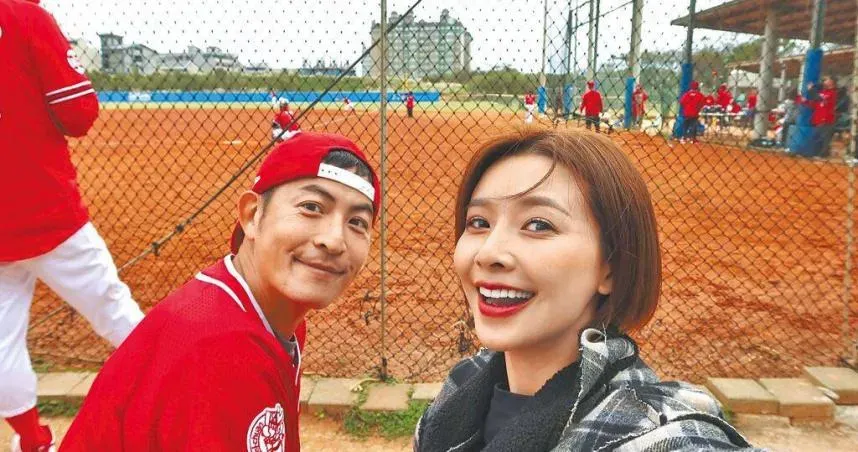 趙駿亞、吳婉君直到爆出家暴事件,戀情才正式見光。(圖/翻攝自吳婉君臉書)