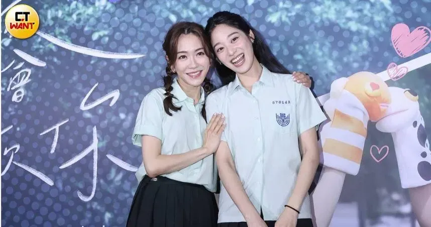 楊千霈（左）在《有病才會喜歡你》搭檔江齊演出母女檔。（圖／CTWant）