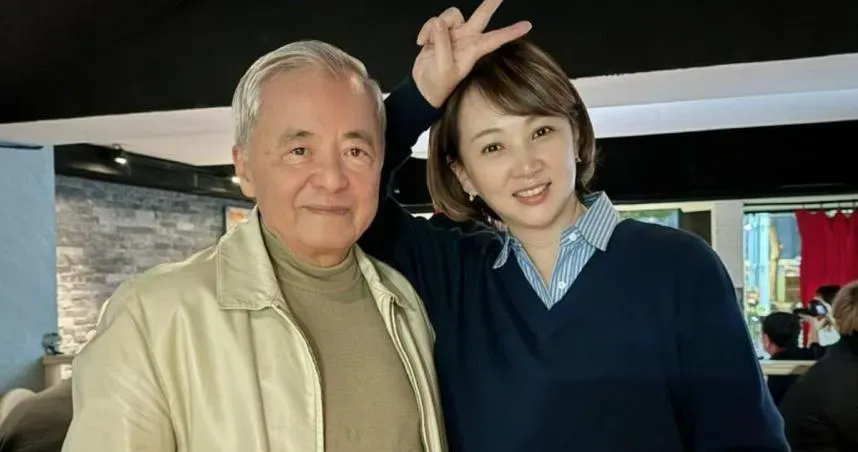 郁方（右）公公在土耳其旅遊途中猝逝。（圖／翻攝自郁方 臉書）