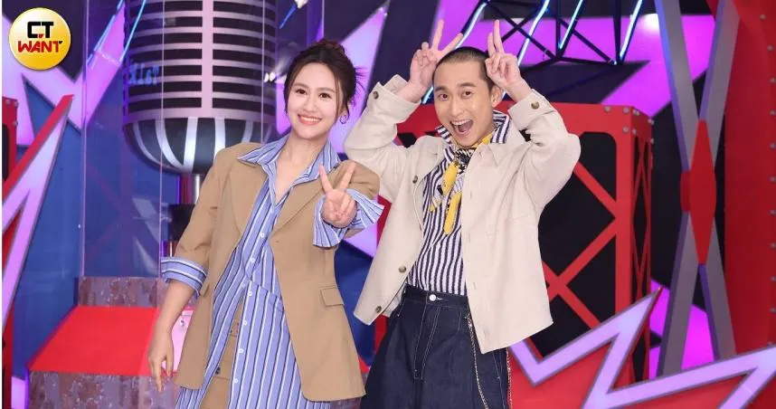 吳姍儒（左）與浩子（右）再度攜手主持《Talk Talk秀台語2》。（圖／CTWANT）