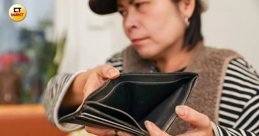 原PO表示，月薪3.5萬怎麼存錢。（示意圖／侯世駿攝）