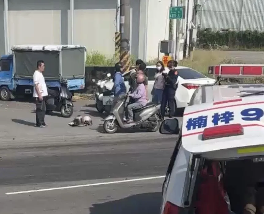 警方到場處理。（圖／台南道路救援張家班群組）