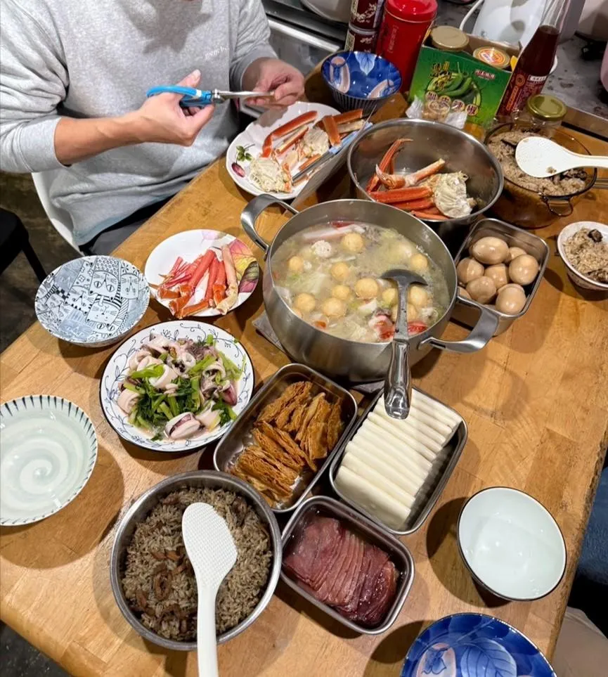每逢尾牙與春節期間，保健食品銷量往往出現一波成長。應酬增加、作息改變與飲食油膩，使民眾更傾向購買代謝類、維生素類或腸胃保健產品。好市多提供多品牌、多規格選擇，加上會員熟悉度高，自然成為優先補貨地點。（圖／資料畫面）