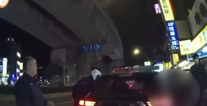 警方逮捕康姓男子。（圖／警方提供）